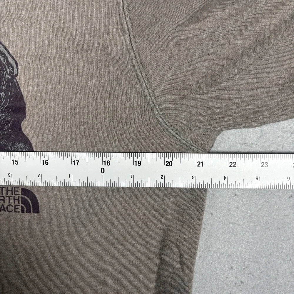 The North Face Bear Graphic Hoodie Mens M Taupe Grey Pullover Sweatshirt